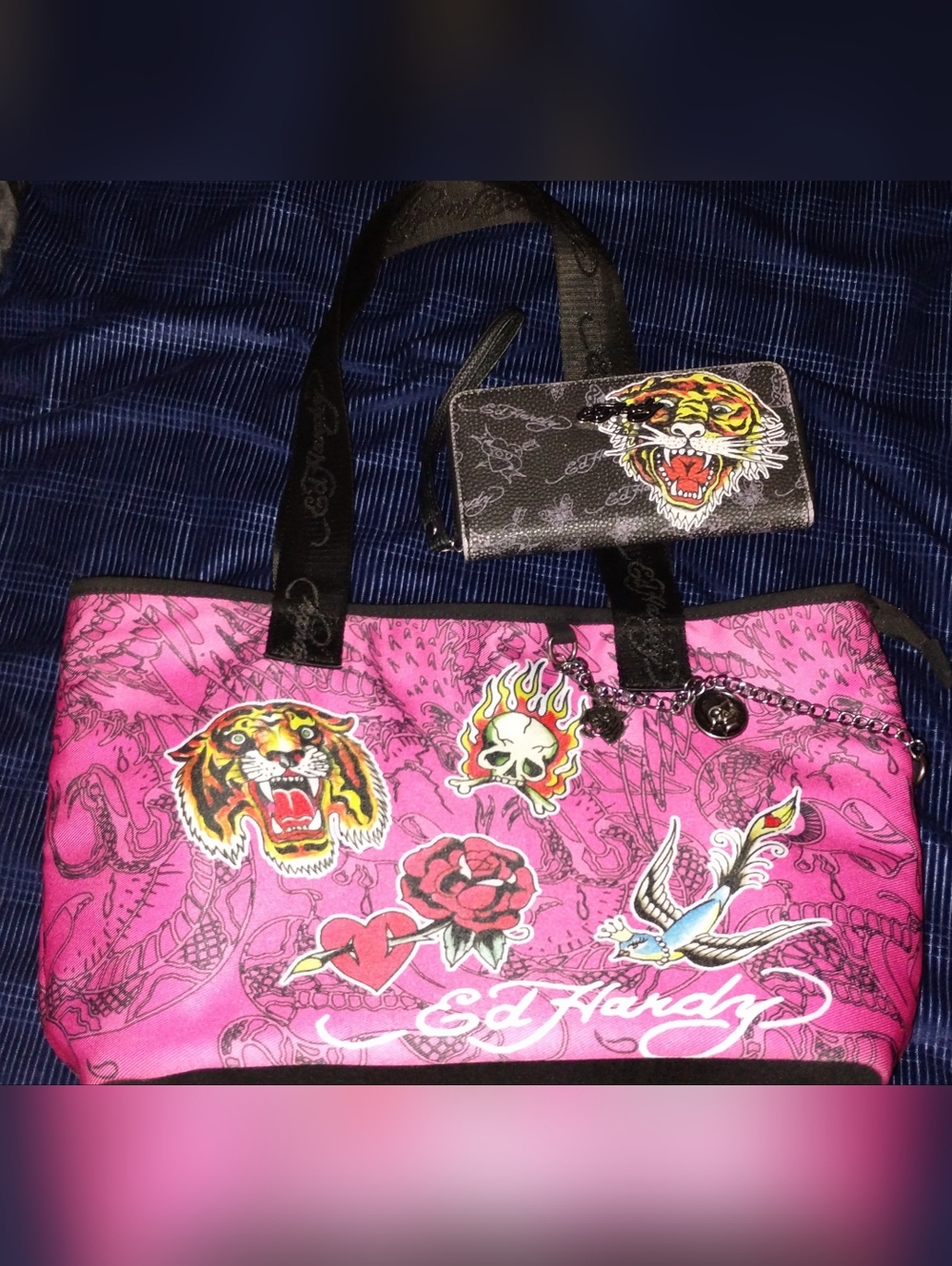 Ed Hardy Pink Tattoo-Graphic Shoulder Bag with Matching Wallet.